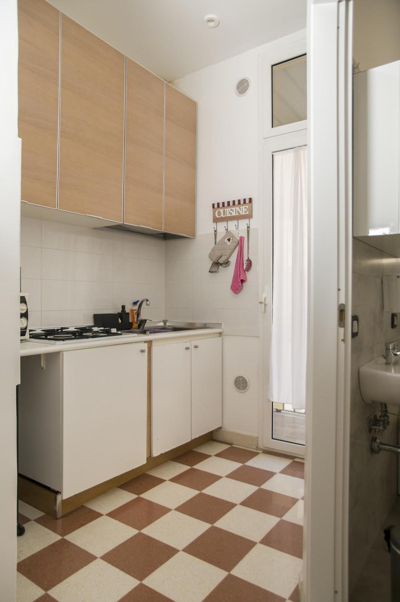 Palazzo Italia Apartments Бари Екстериор снимка