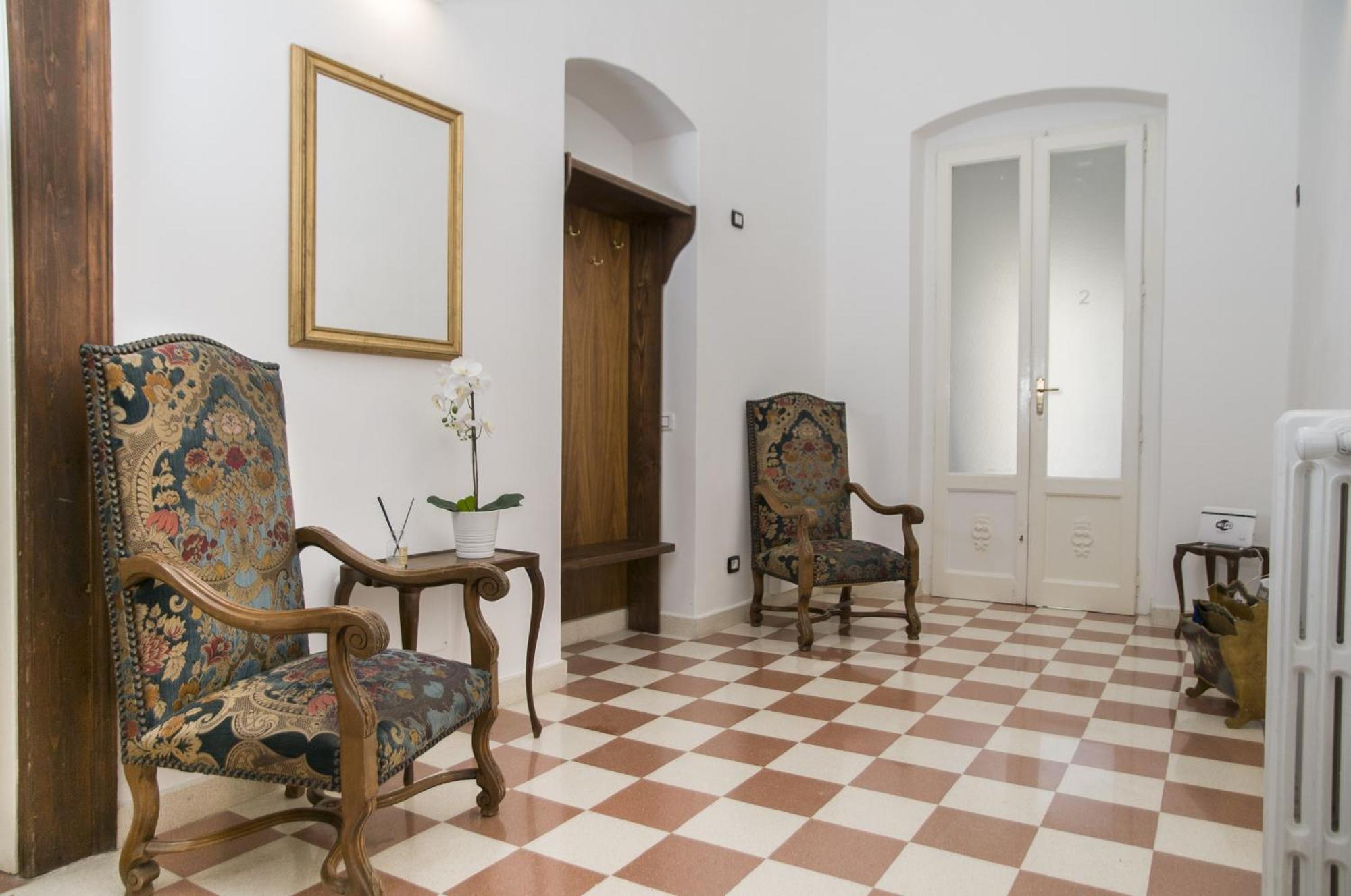 Palazzo Italia Apartments Бари Екстериор снимка